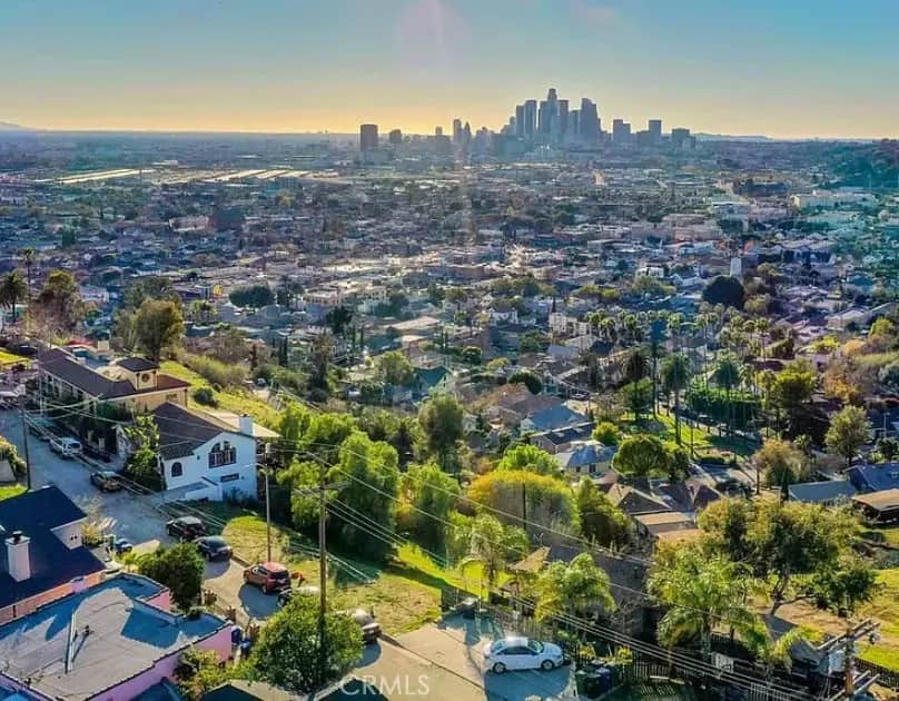 2701 N Thomas, Los Angeles, CA — listing photo 1