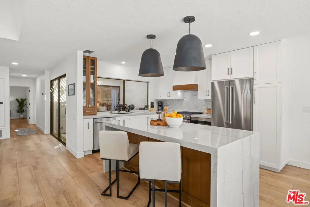 72417 Rolling Knolls Drive, Palm Desert, CA — listing photo 1
