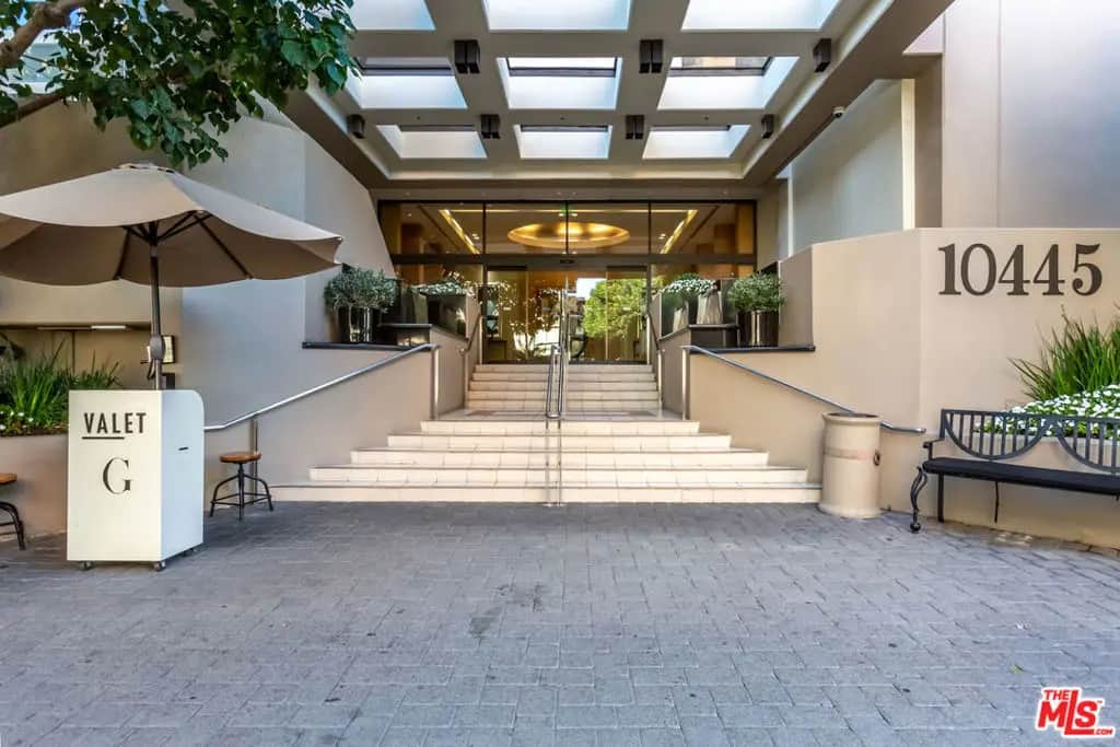 10445 Wilshire Boulevard 1806, Los Angeles, CA — listing photo 1