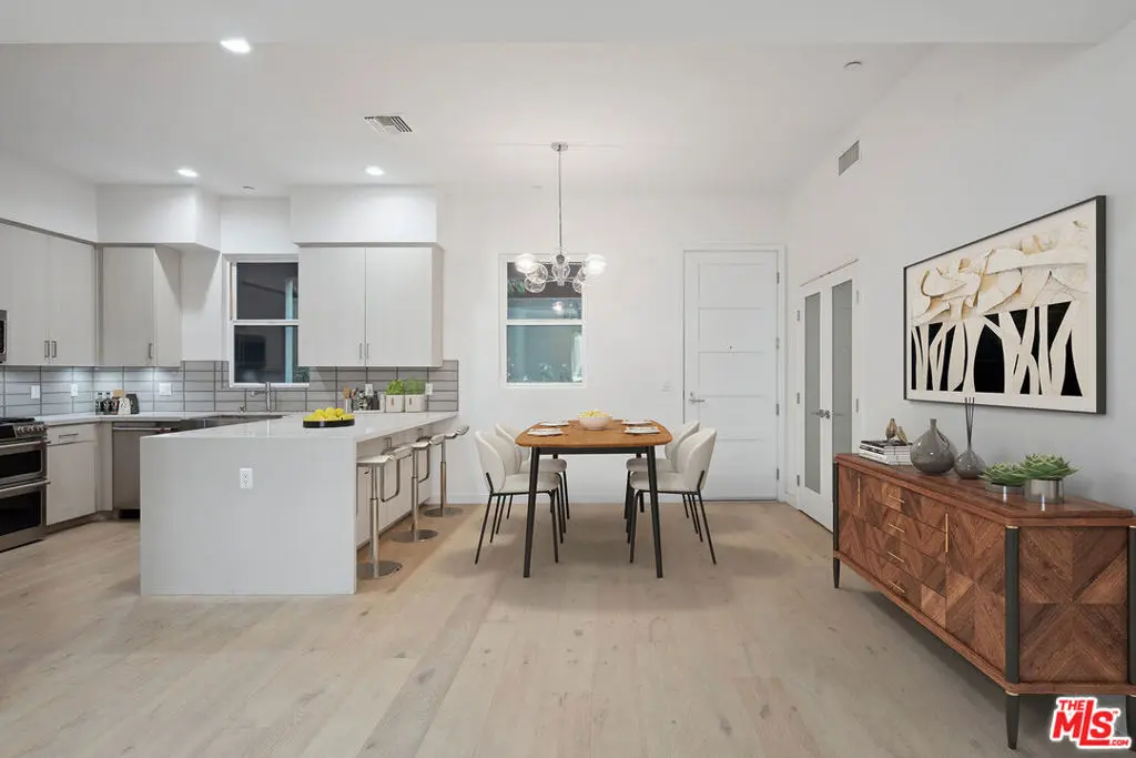 1746 Garfield Place 102, Los Angeles, CA — listing photo 1