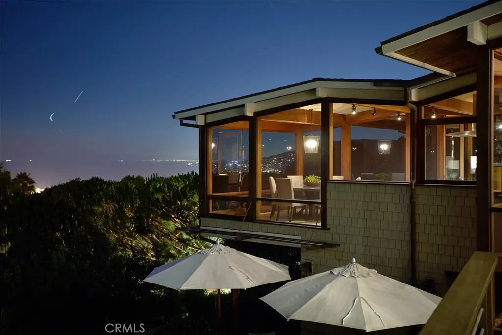 630 Diamond Street, Laguna Beach, CA — listing photo 1