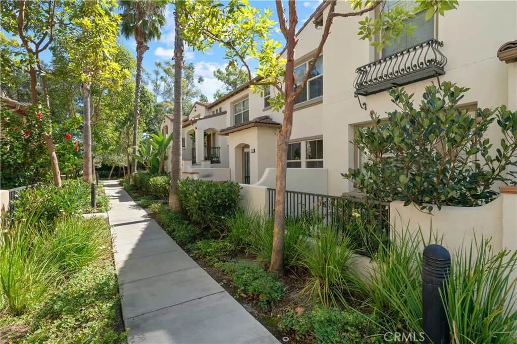 142 Hedge Bloom, Irvine, CA — listing photo 1