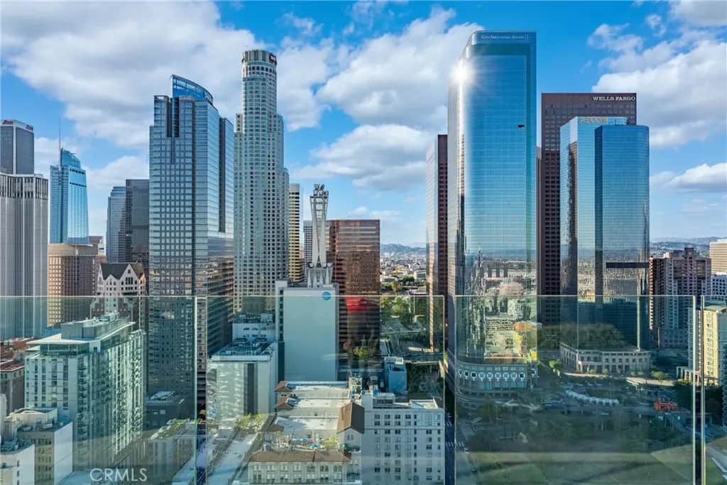 400 S Broadway 924, Los Angeles, CA — listing photo 1