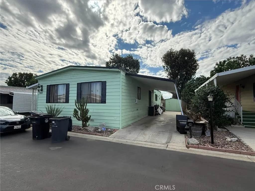 601 Street N Kirby 346, Hemet, CA — listing photo 1