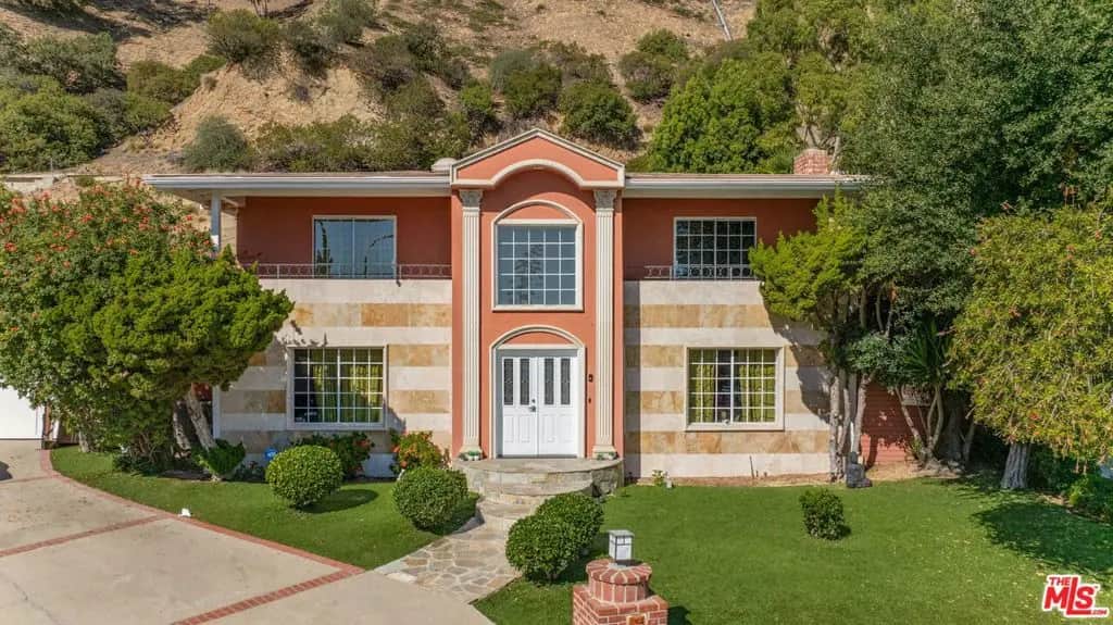 1870 Marcheeta Place, Los Angeles, CA — listing photo 1
