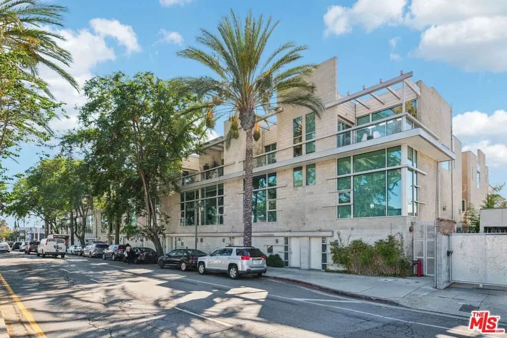 717 N Highland Avenue 13, Los Angeles, CA — listing photo 1