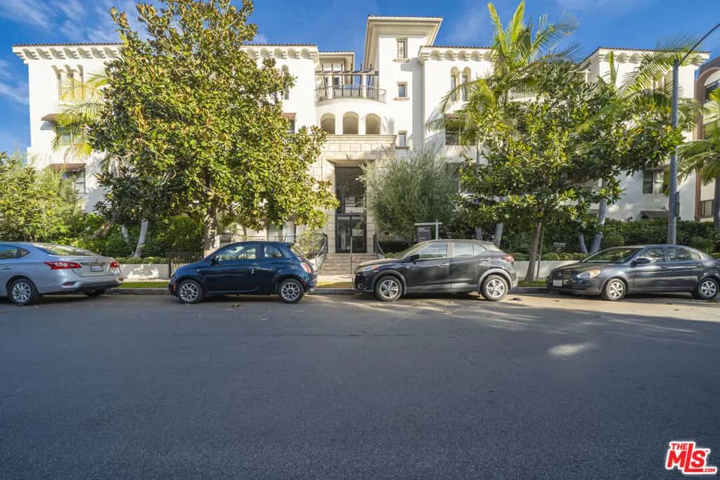 122 N Clark Drive 105, West Hollywood, CA — listing photo 1