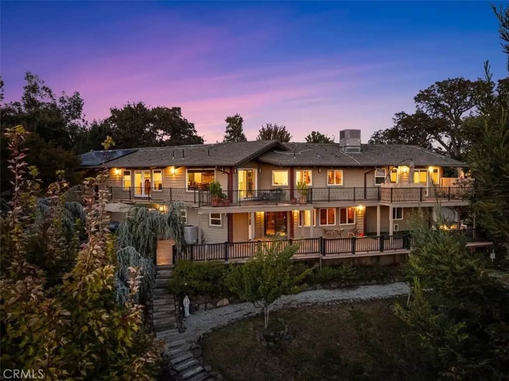 14807 Hilltop Drive, Red Bluff, CA — listing photo 1