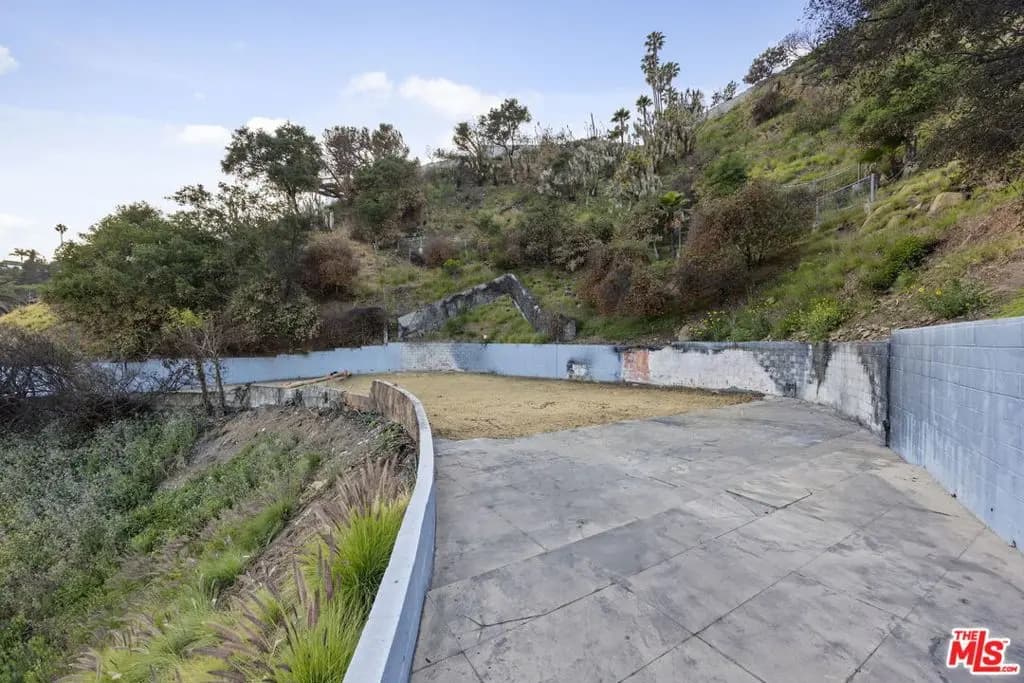 16613 Pequeno Place, Pacific Palisades, CA — listing photo 1