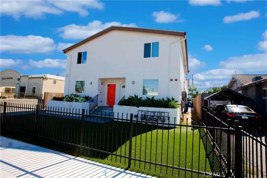 630 W 79th, Los Angeles, CA — listing photo 1
