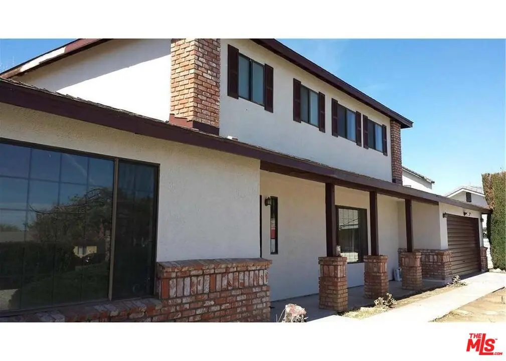 12780 Amberwood Lane, Victorville, CA — listing photo 1