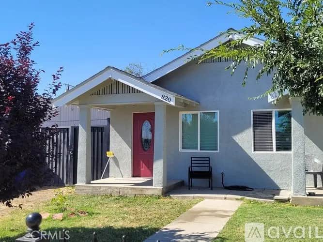 820 Jackson, Bakersfield, CA — listing photo 1