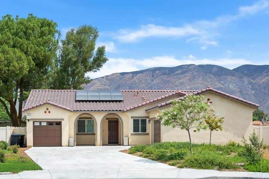 475 W Camellia Way, San Jacinto, CA — listing photo 1