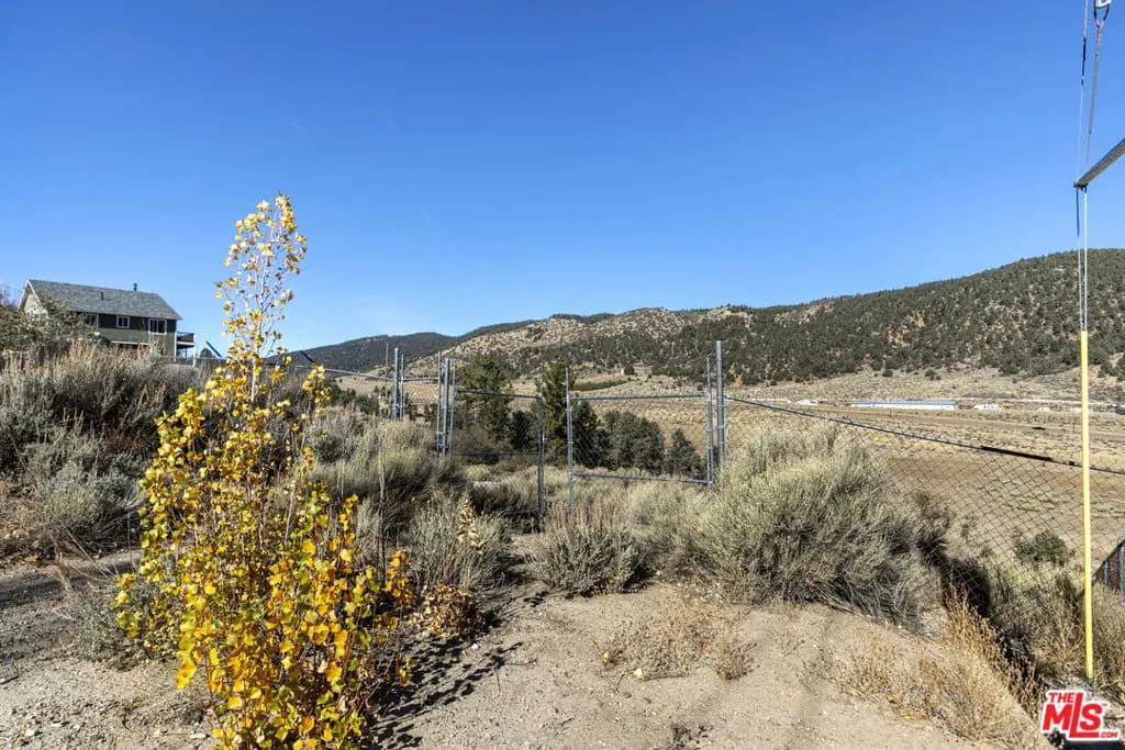 9317 Whispering Pines Road, Frazier Park, CA — listing photo 1