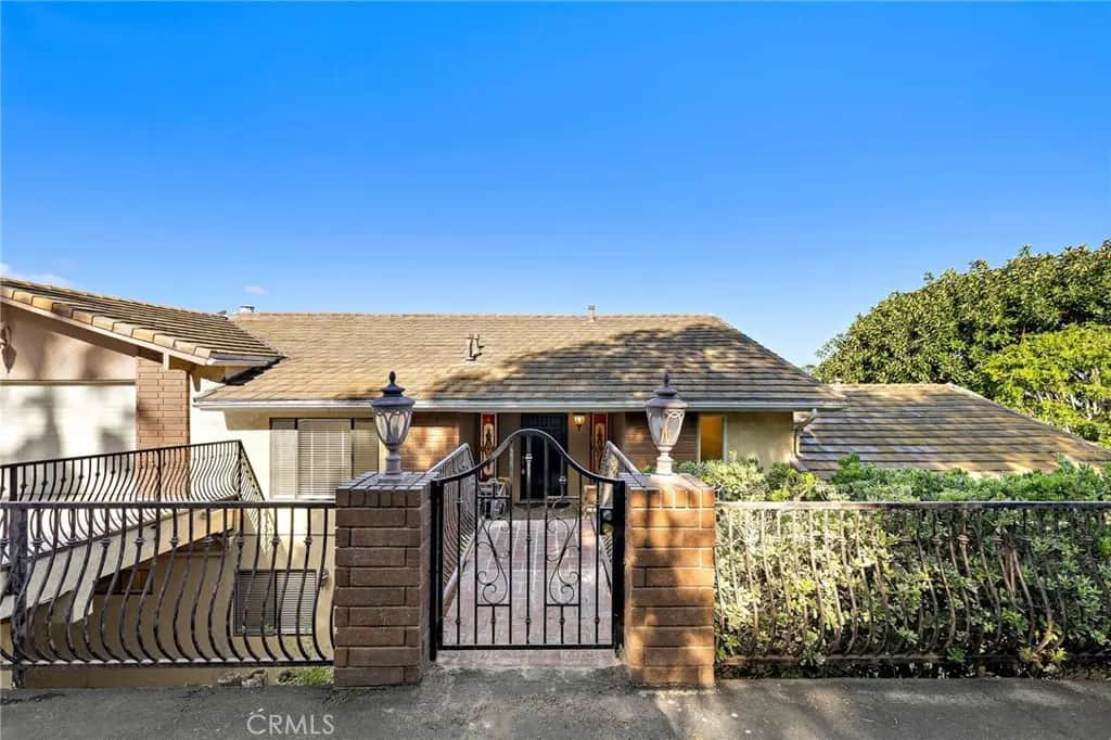 11393 La Vereda Drive, North Tustin, CA — listing photo 1