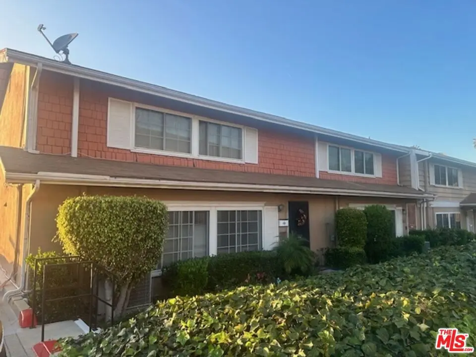 3500 W Manchester Boulevard 433, Inglewood, CA — listing photo 1