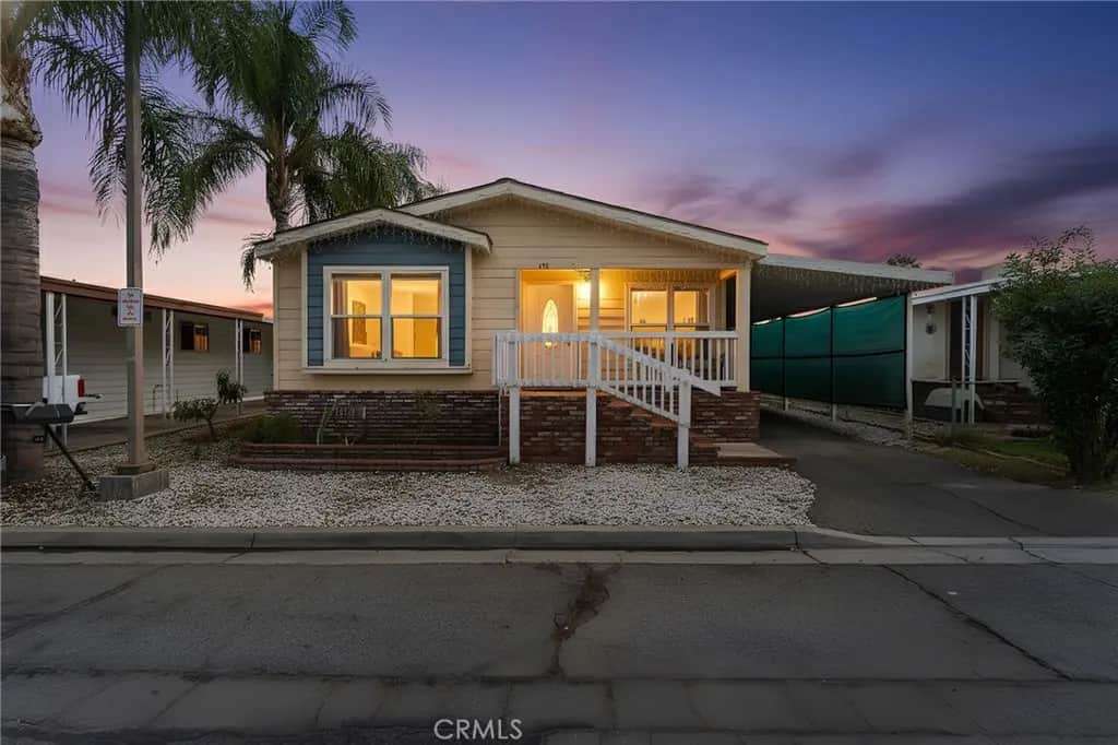 138 Sir Damas Drive, Riverside, CA — listing photo 1