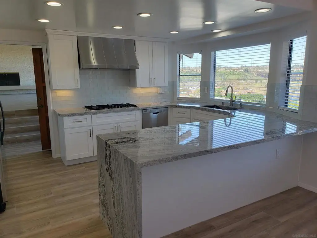 5105 Fontaine, Del Cerro, CA — listing photo 1