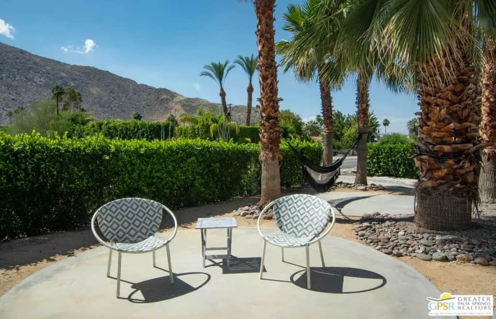 594 S Calle Encilia, Palm Springs, CA — listing photo 1