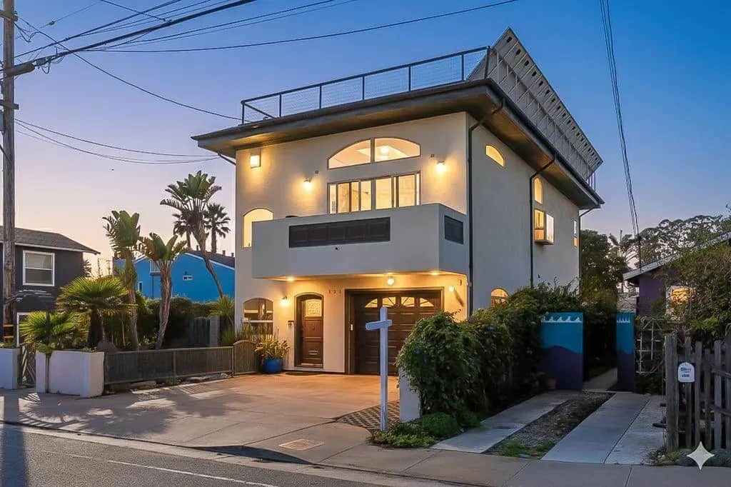 131 30th Avenue, Santa Cruz, CA — listing photo 1
