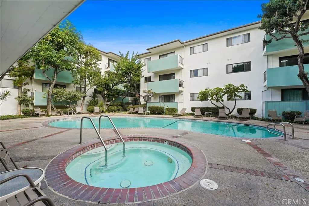 5000 S Centinela 101, Los Angeles, CA — listing photo 1