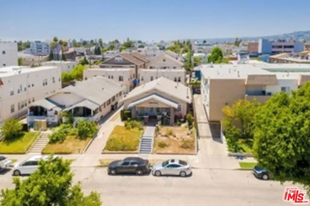 423 N Serrano Avenue, Los Angeles, CA — listing photo 1