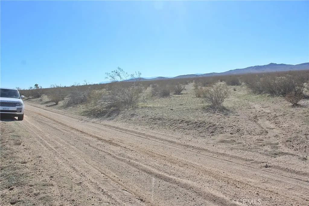 112 Off Highway 395 and Buckthorne Canyon, Adelanto, CA — listing photo 1