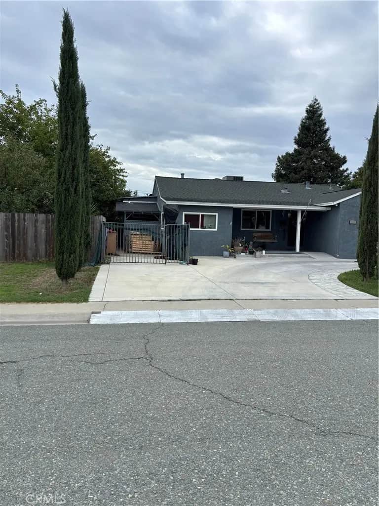 5917 Fern, Stockton, CA — listing photo 1