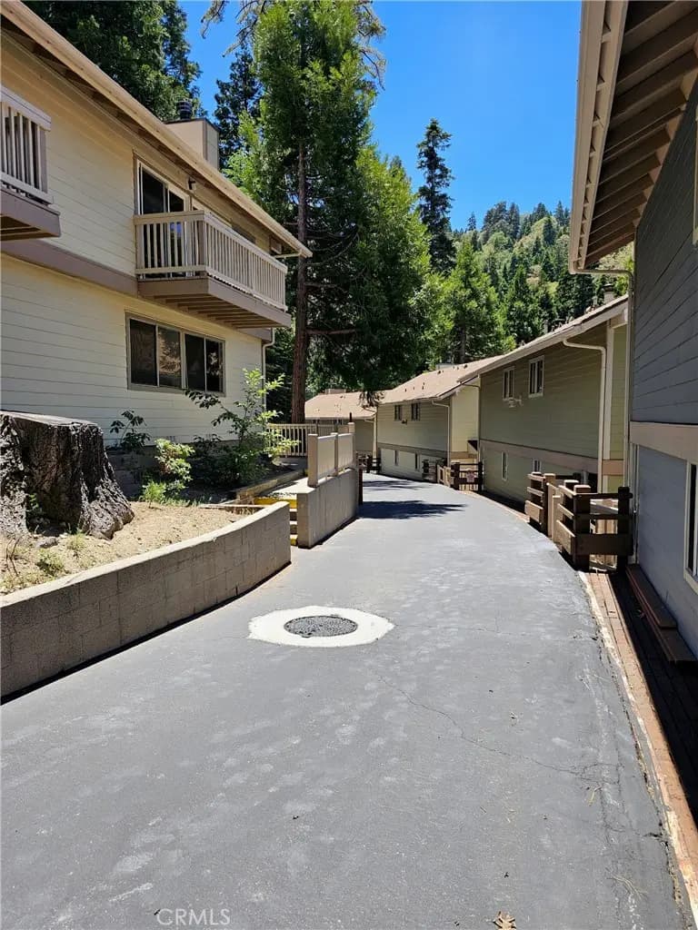 312 Canyon Crest, Lake Arrowhead, CA — listing photo 1