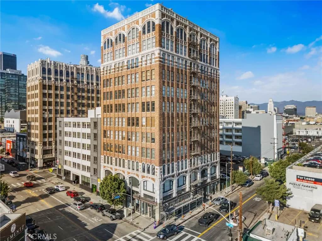 315 E 8th 401, Los Angeles, CA — listing photo 1