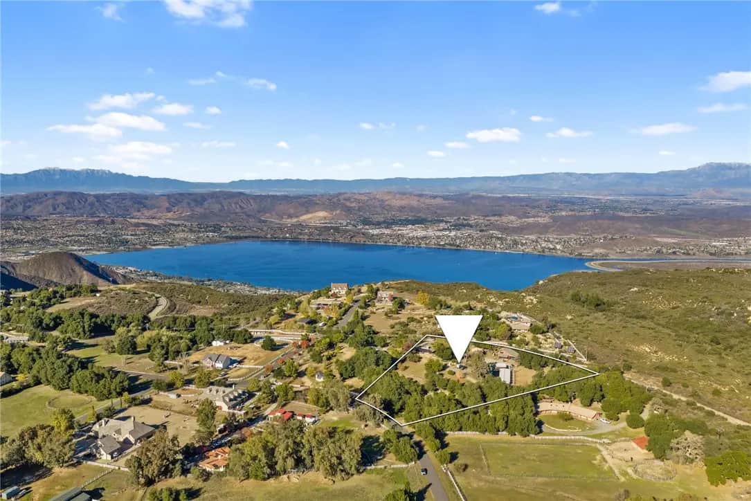 17705 Rodeo Road, Ortega Mountain, CA — listing photo 1