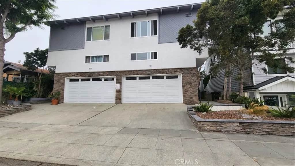 161 Monterey A, Hermosa Beach, CA — listing photo 1