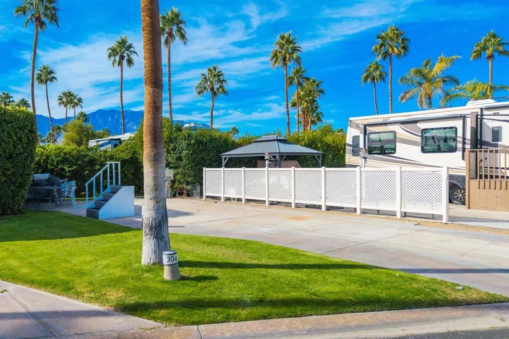 69411 Ramon Rd #304, Cathedral City, CA — listing photo 1