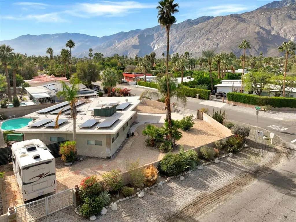 1617 E Paseo El Mirador, Palm Springs, CA — listing photo 1