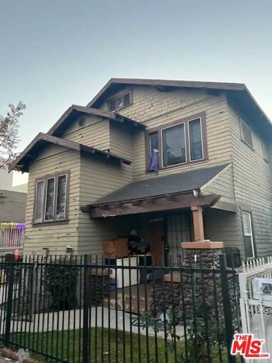 4911 S Normandie Avenue, Los Angeles, CA — listing photo 1