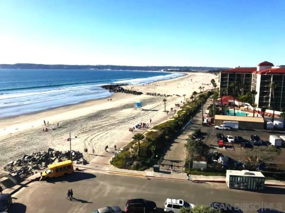 1720 Avenida Del Mundo 602, Coronado, CA — listing photo 1