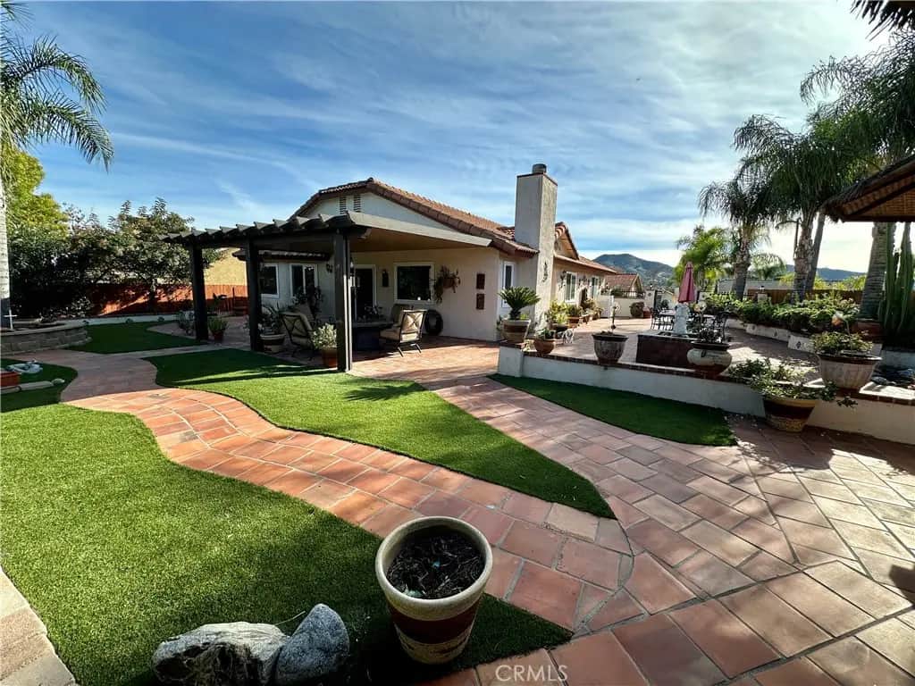 23856 Outrigger, Canyon Lake, CA — listing photo 1