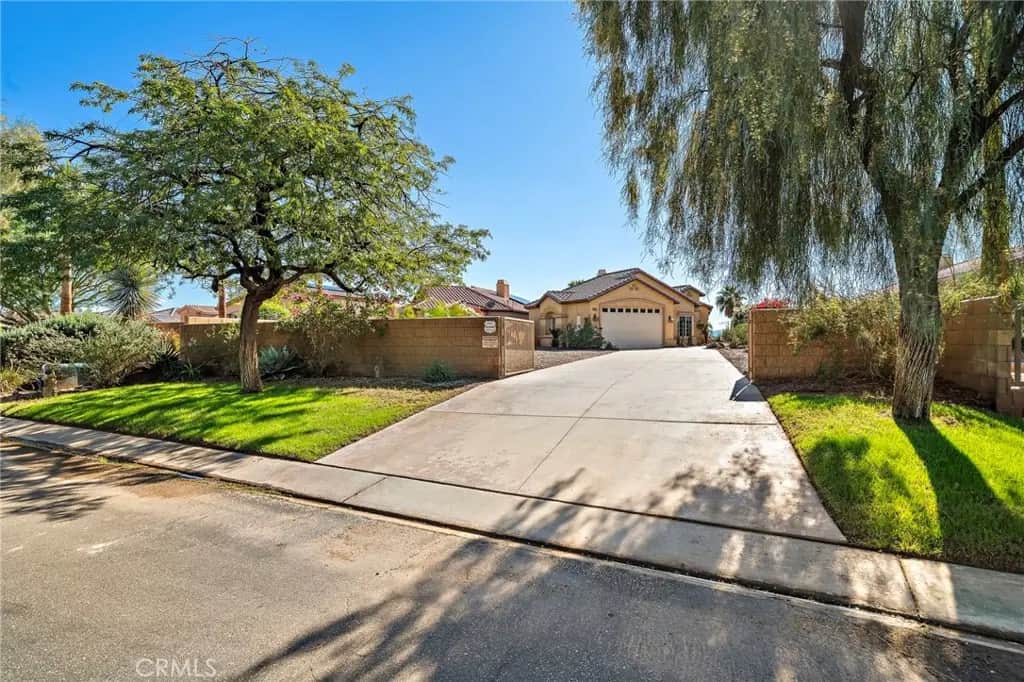 2710 Colorado River, Blythe, CA — listing photo 1
