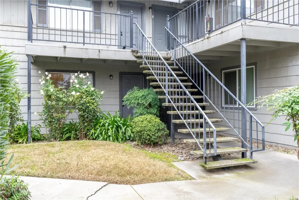 2375 Notre Dame Boulevard 9, Chico, CA — listing photo 1