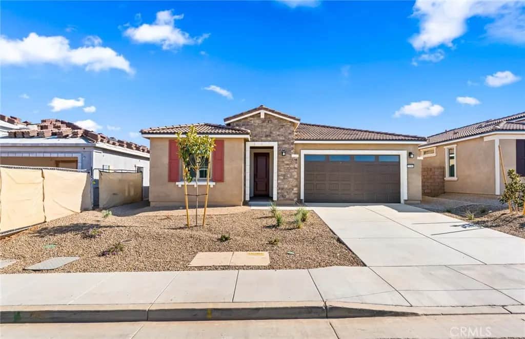 25381 Violane Drive, Menifee, CA — listing photo 1