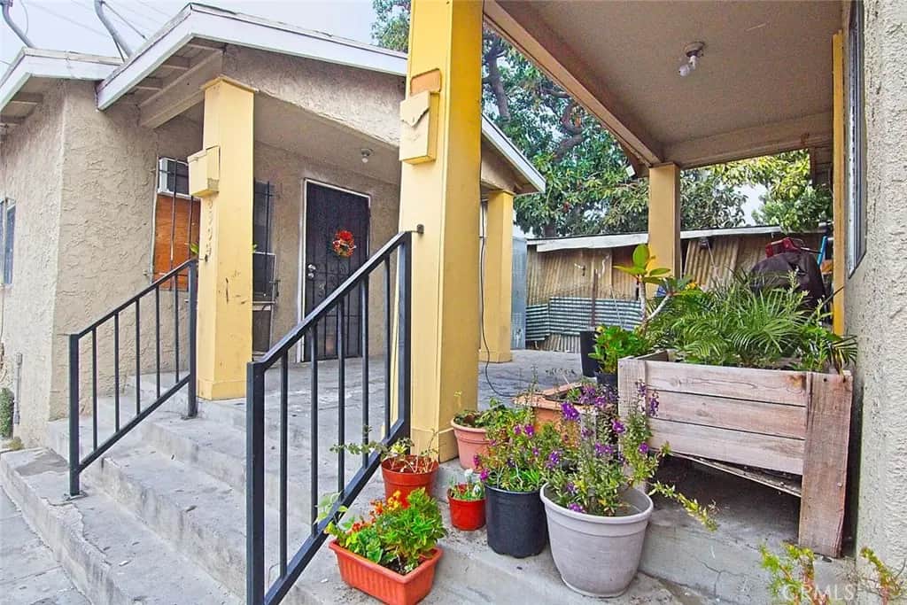 6905 Compton, Los Angeles, CA — listing photo 1