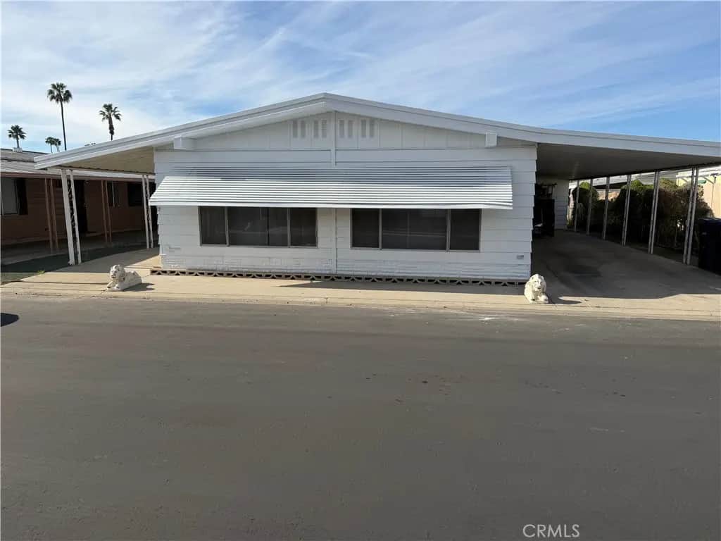 601 227 N Kirby 227, Hemet, CA — listing photo 1