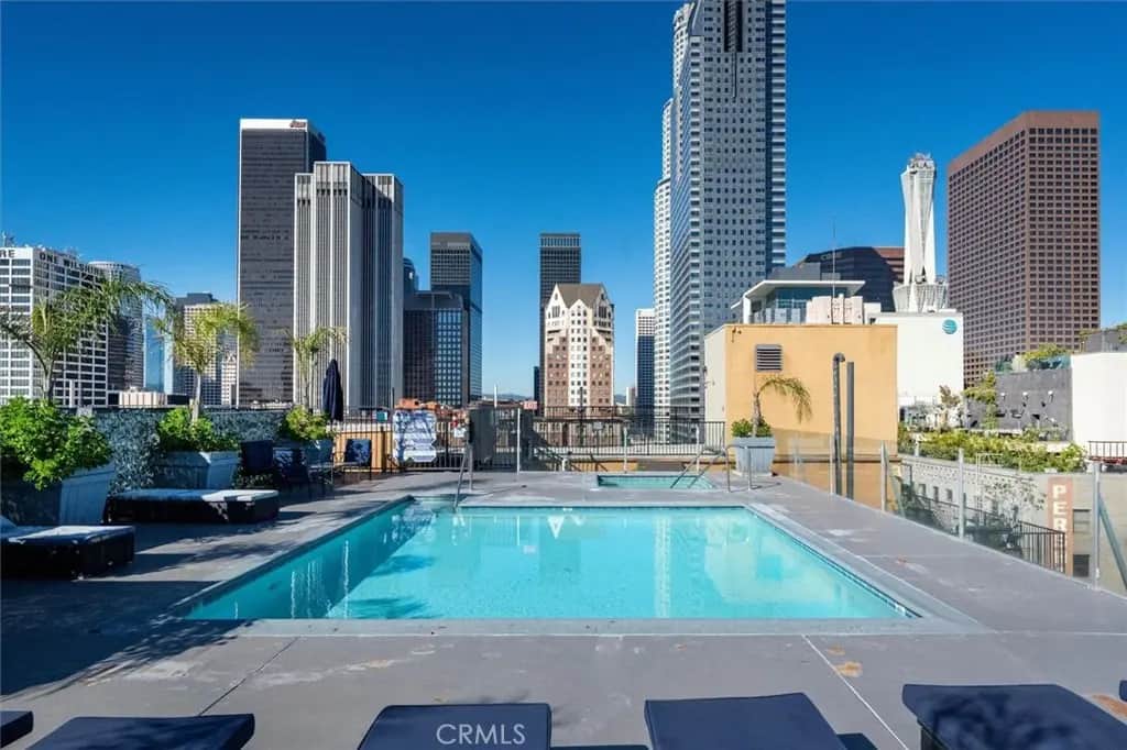 312 W 5th 907, Los Angeles, CA — listing photo 1