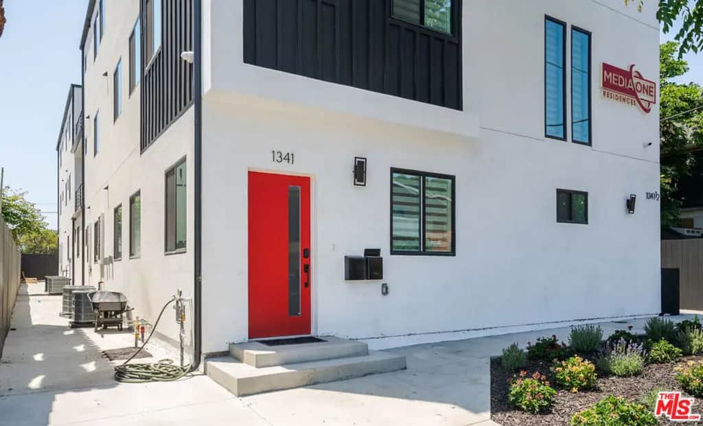 1341 N Mariposa Avenue, Los Angeles, CA — listing photo 1