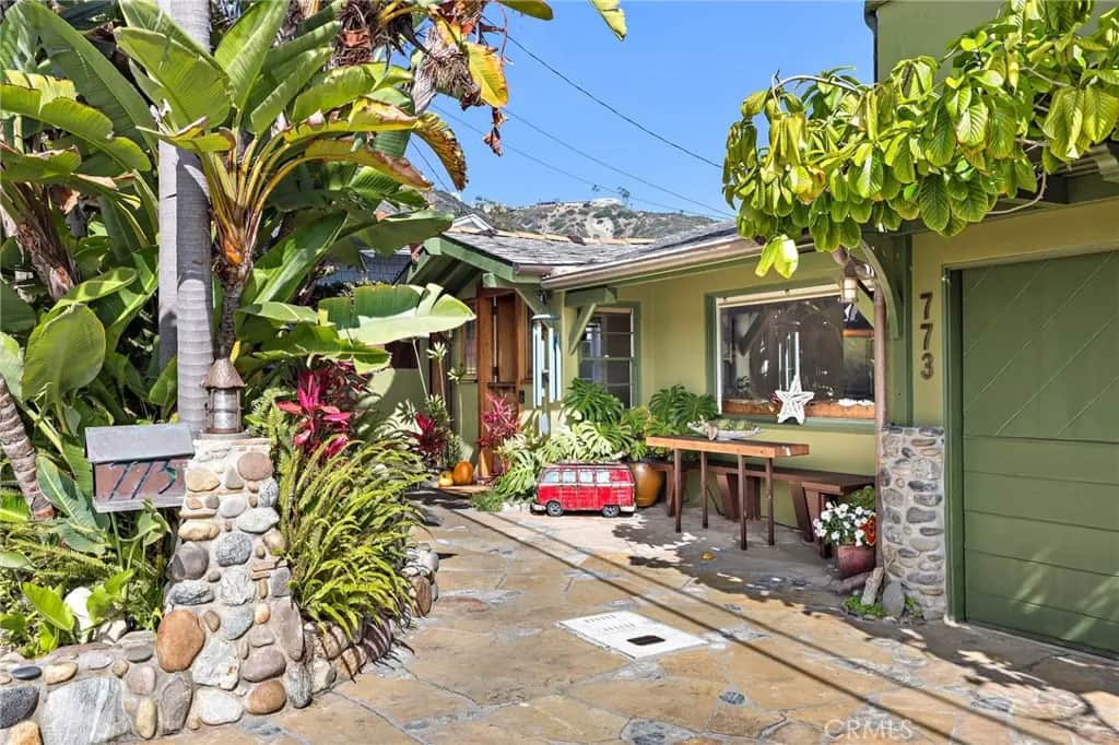 773 Saint Ann's, Laguna Beach, CA — listing photo 1