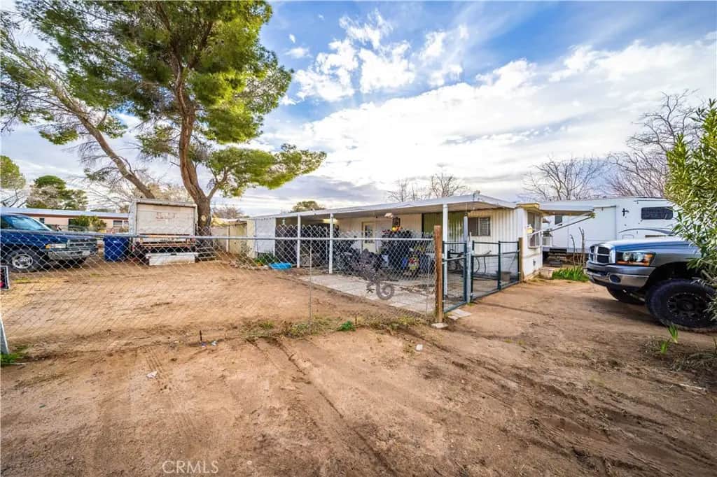 116 Camp Fire, California City, CA — listing photo 1