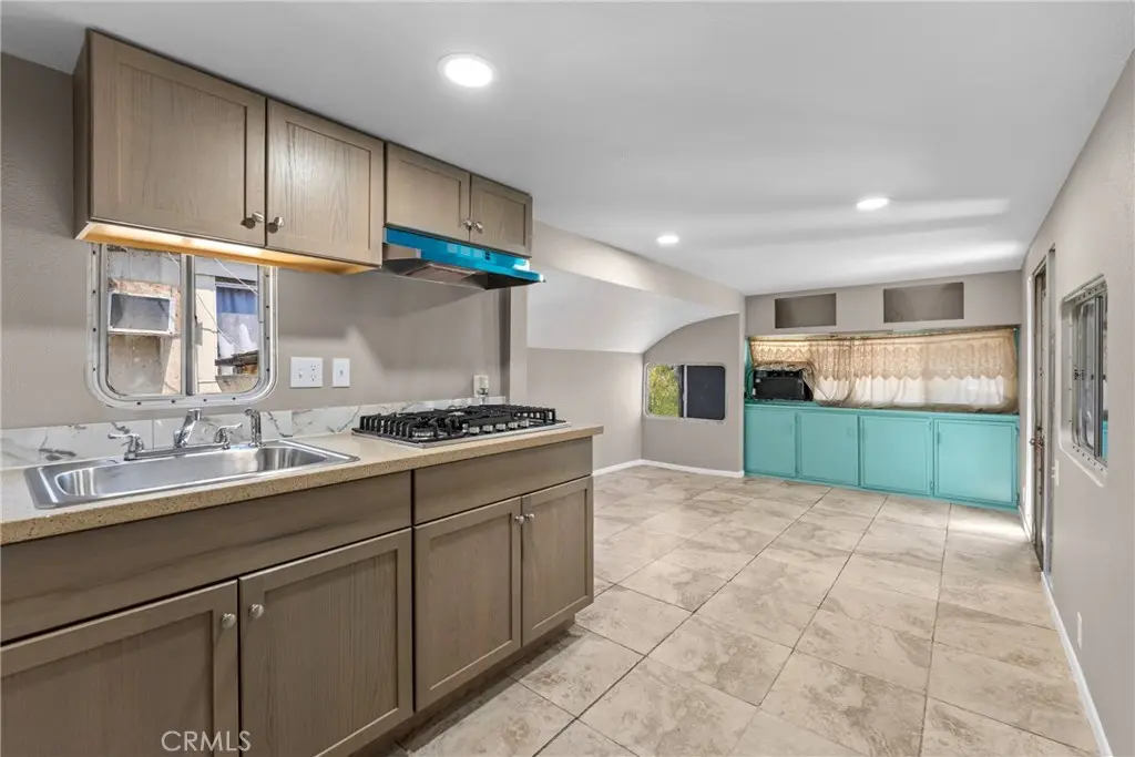 775 E Foothill 14, Rialto, CA — listing photo 1