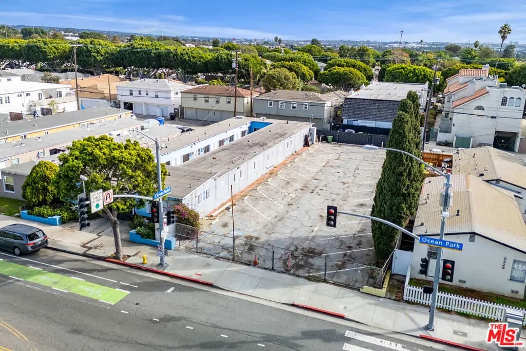 2338 Ocean Park Boulevard, Santa Monica, CA — listing photo 1