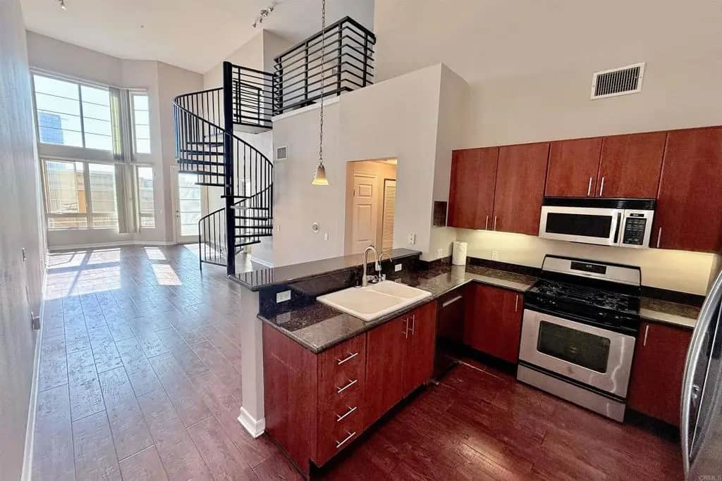 1465 C Street 3614, San Diego, CA — listing photo 1