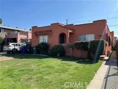 5302 S Manhattan, Los Angeles, CA — listing photo 1